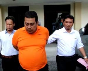 Gelapkan Mobil Rental Ketua DPD LCKI Jateng Digelandang Ke Polrestabes  Semarang